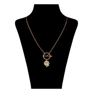 تصویر اصلی گردنبند طلا کم اجرت 18 عیار زنانه گلدم مدل برگ PE-39003