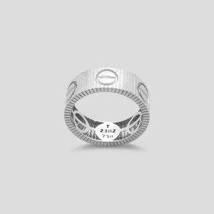 تصویر اصلی انگشتر طلا 18 عیار زنانه با طرح کارتیه لاو گلدم مدل R348005